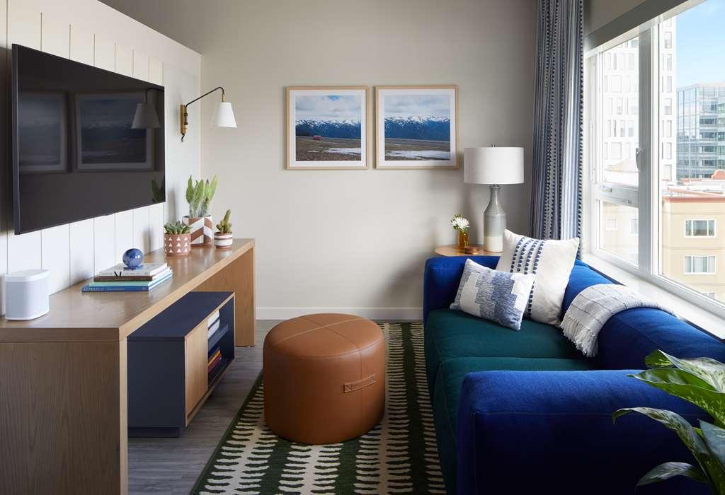 Sentral Seattle Slu Room photo