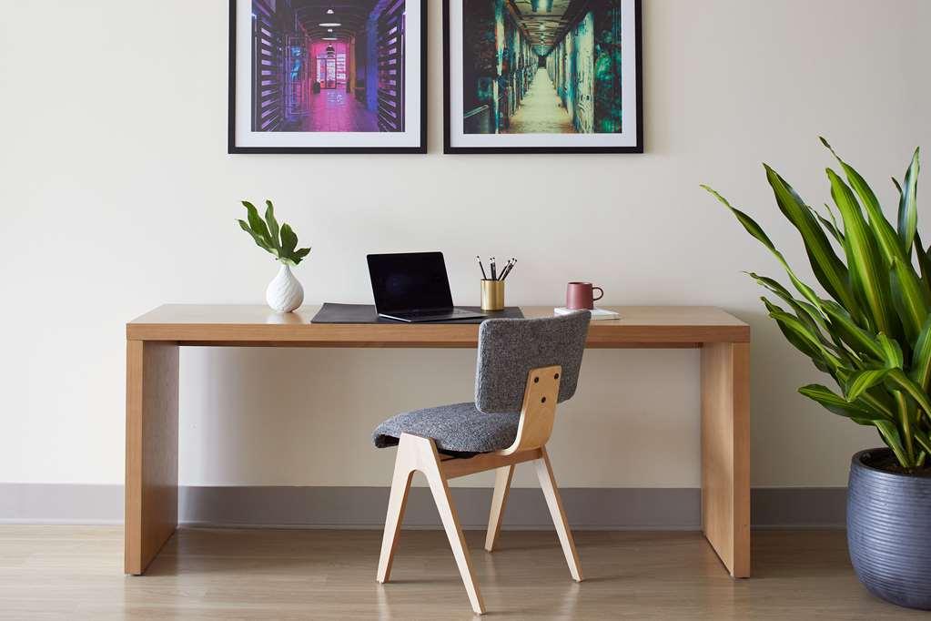 Sentral Seattle Slu Room photo